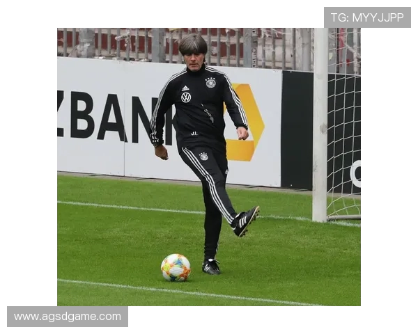 1980年代德国足球球衣设计回顾与经典演变分析